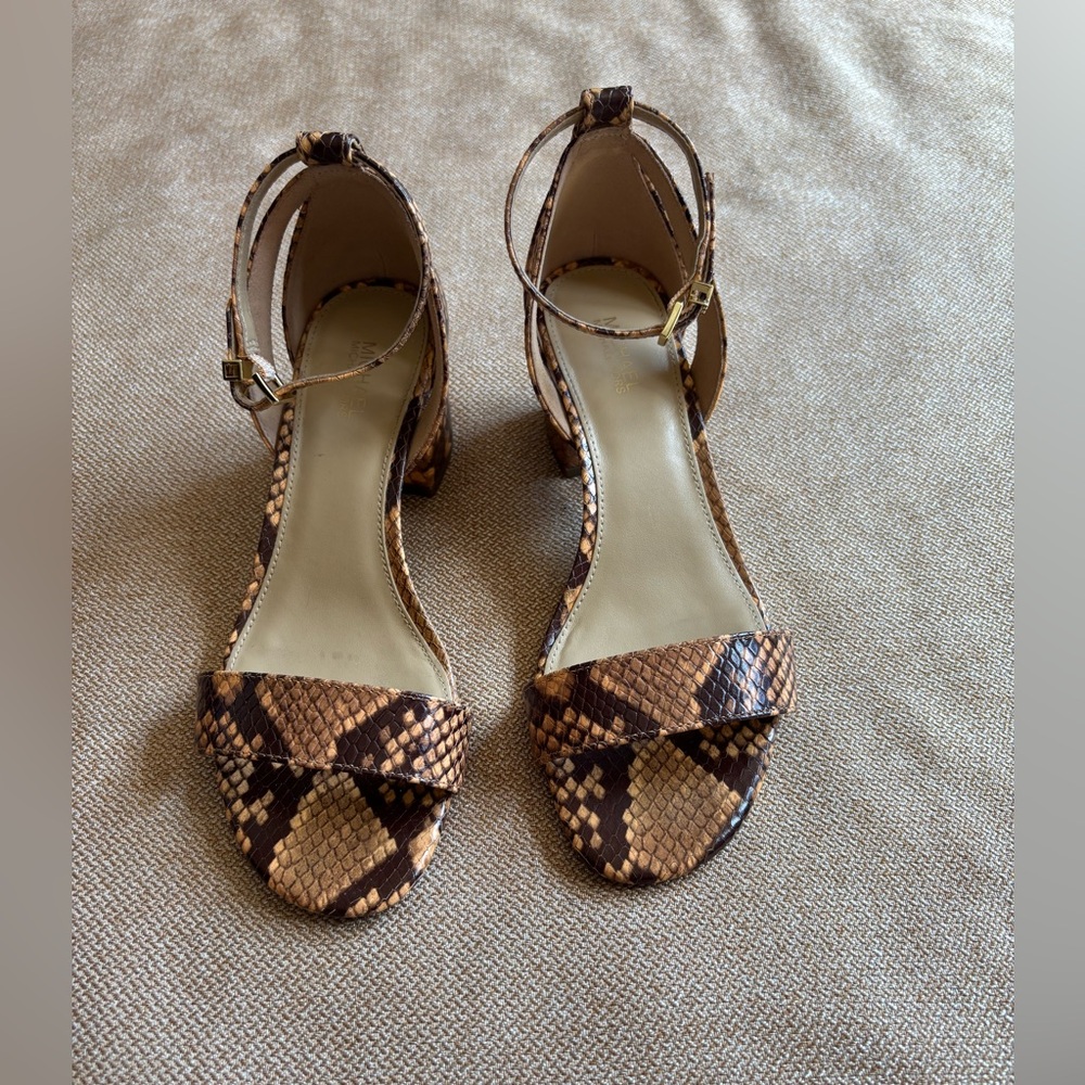 Michael Kors Cardi Flex Sandals in Snake Embossed Leather Size 6